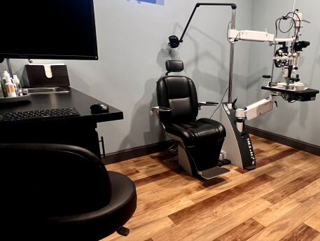 eye exam equipment at premier eye associates
